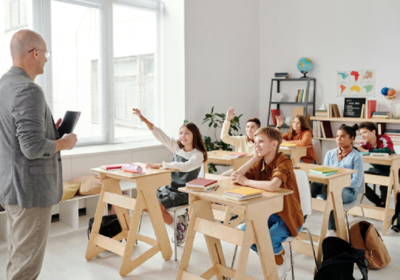 Whole Brain Teaching Explained: 5 Key Rules for Engaged Classrooms